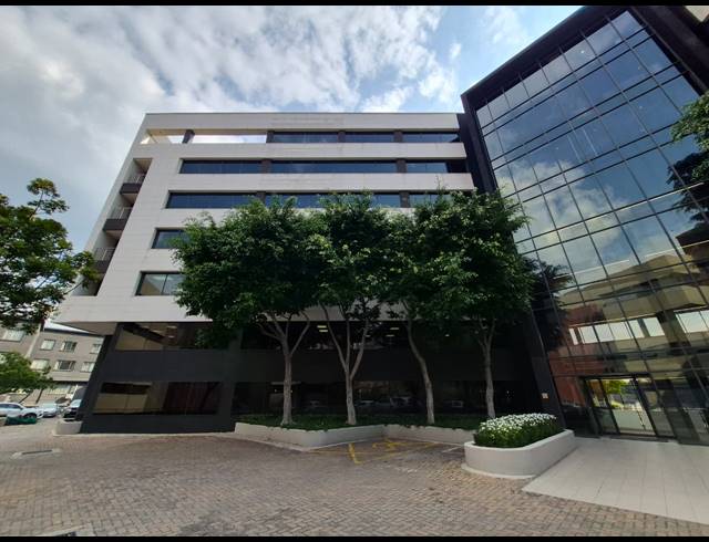 451M² OFFICE TO LET IN SANDTON CENTRAL